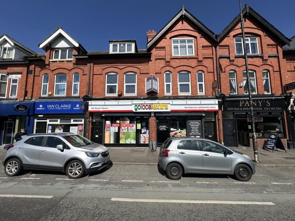 Northenden Road, Sale