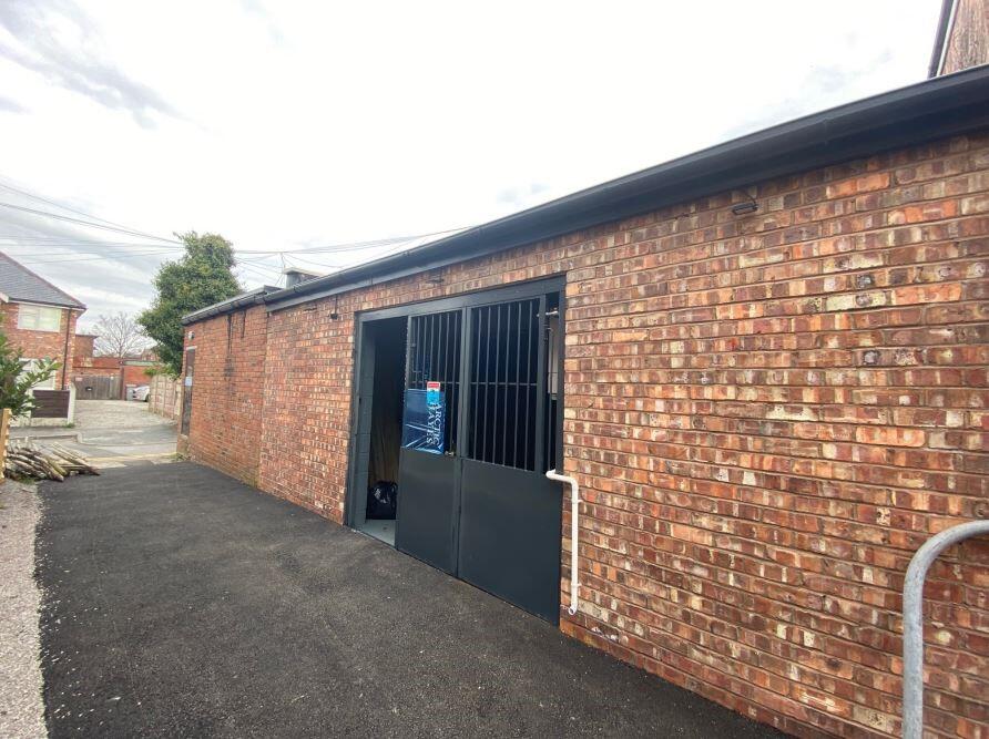 Green Lane 21, Ashton-On-Mersey